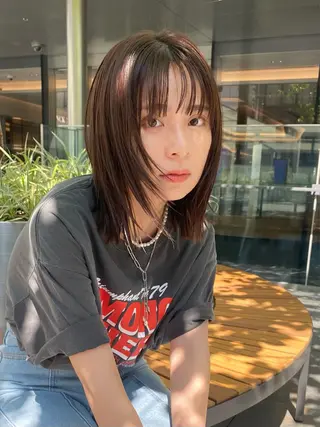 ミディアム カラー 細めハイライト🩶 ボブ/レイヤーカットのヘアスタイル