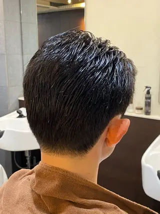 ショート メンズ 松岡 輝のヘアスタイル