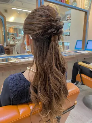 ロング ヘアアレンジ 山本 陸央のヘアスタイル