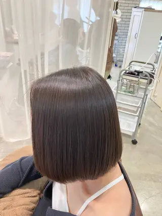 ミディアム adorableはなみずき店所属・唯一無二の曲がる 縮毛矯正 小林のヘアスタイル