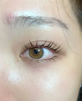 マツエク・マツパ 玉置 七海のヘアスタイル