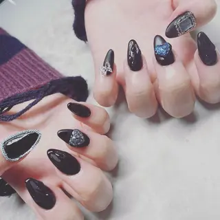 ネイル 加瀬 アンジェリーのネイルデザイン