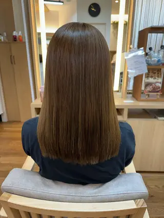 セミロング 髪質改善/縮毛矯正✨ 白石ゆいのヘアスタイル