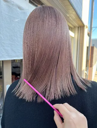 セミロング iloli　メニューの無い美容室所属・iloli代表　前田 雄也　のヘアスタイル