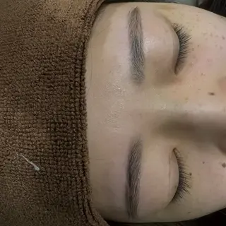 アイブロウ hair bonita所属・川端 神流の眉毛・アイブロウイメージ