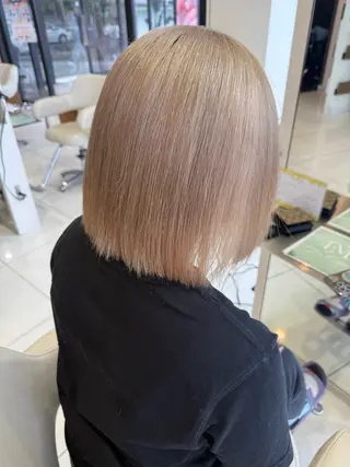 カラー アンフェリール原島店 ハイトーン/レイアのヘアスタイル