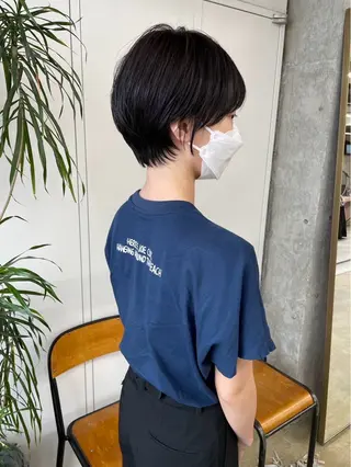 ショート era所属・azumi/ボブ/暖 色/オリーブ/縮毛のヘアスタイル