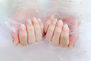 ネイル ᴿᴬᴺᴼᴺ ‎🤍 𝐴𝑌𝐴𝐾𝐴のネイルデザイン