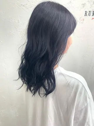 セミロング 大内 志穂のヘアスタイル