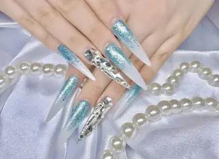 ネイル 🎀彩羽チップ 長さだし専門🎀のネイルデザイン