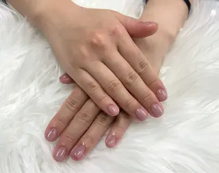 ネイル 秋丸 莉奈のネイルデザイン