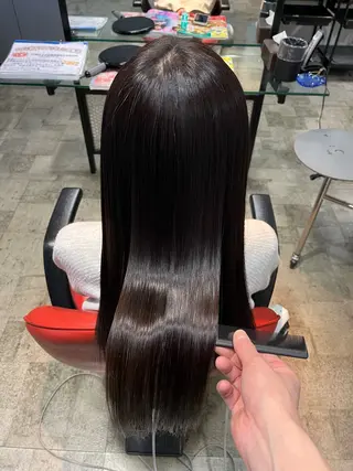 セミロング ひなの/ダメージレス /髪質改善のヘアスタイル