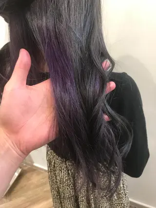 セミロング カラー 平尾 拓也のヘアスタイル