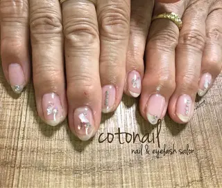 ミディアム ネイル ツメトマツゲ .のネイルデザイン