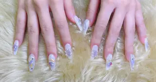 ネイル り オのネイルデザイン