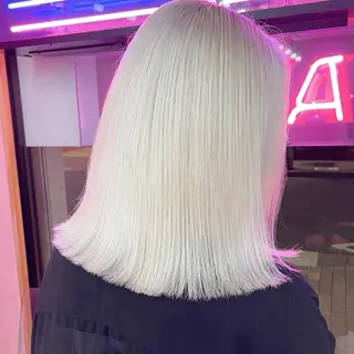 セミロング カラー Bob&ハイトーン 専門家CHIHIROのヘアスタイル