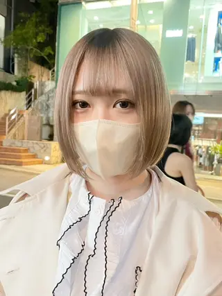 ショート カラー 透明感カラー艶カラー ハイトーンカラーのヘアスタイル