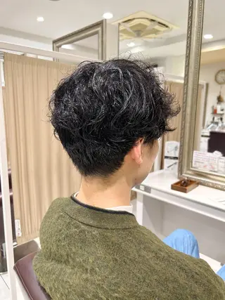 メンズ パーマ/イルミナ カラー 三浦菜々子のヘアスタイル