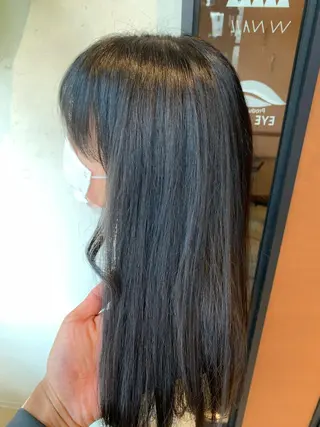 カラー Merly Osakaのヘアスタイル