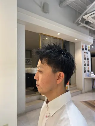 メンズ Yuu/髪質改善 デザインカラーのヘアスタイル