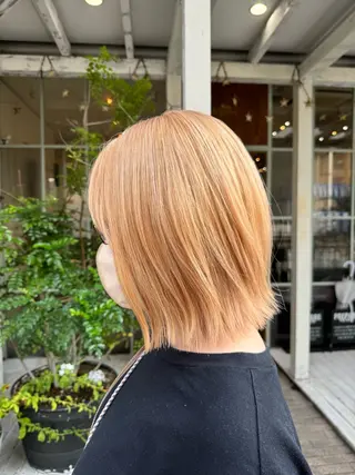 ショート カラー 入江 允のヘアスタイル