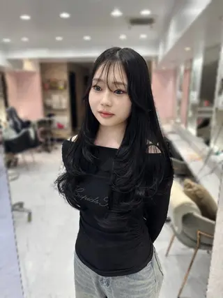 ロング chii /xenaのヘアスタイル