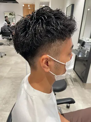 ショート カラー パーマ ヘアアレンジ メンズ パーソナルカラー合わ せたカラー🤍なつみのヘアスタイル