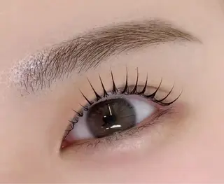 パーマ アデル エクステサロンのマツエク・マツパデザイン