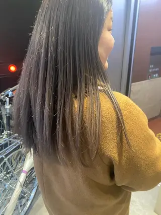 ロング カラー ヘアアレンジ re naのヘアスタイル