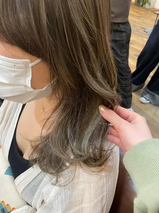 ミディアム カラー 銀 座のヘアスタイル