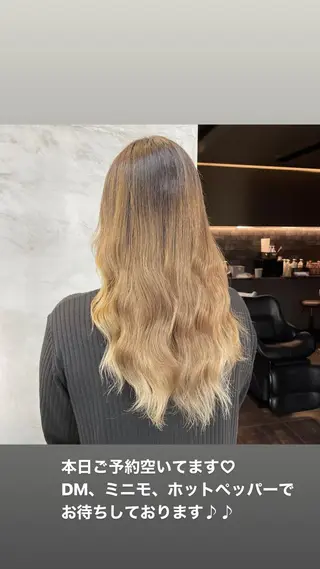 ロング 🫧艶髪/ブリーチ 🐳honami🫧のヘアスタイル