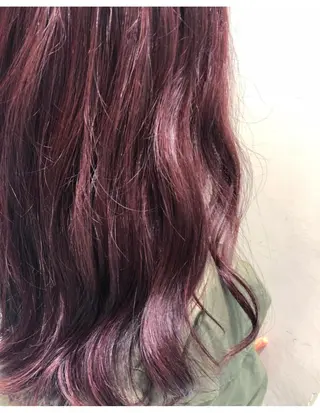 カラー comfy すずなのヘアスタイル