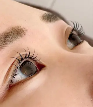 マツエク・マツパ アイブロウ KIRAN 山﨑のエステ・リラクイメージ