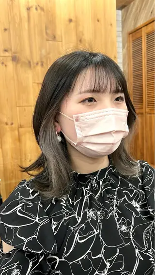 ミディアム カラー Hair's RooMのヘアスタイル