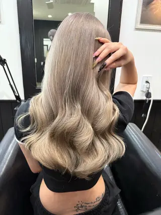 ロング AIKA 🦋のヘアスタイル