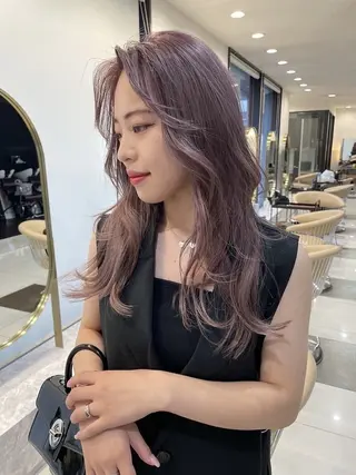 ロング カラー 吉井 結唯のヘアスタイル