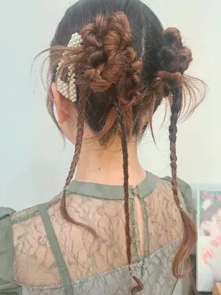 ヘアアレンジ メンズ ヘアメイク ハイトーン キャロのヘアスタイル