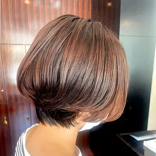 ショート 前さこ 結衣のヘアスタイル