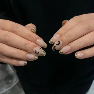 ネイル カンナ【Y2Kネイル /コーンロウ】のネイルデザイン