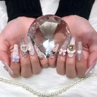 ネイル Kobayashi Komugiのネイルデザイン