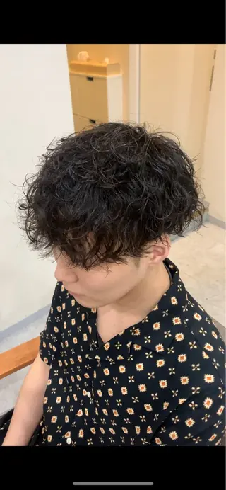 ショート パーマ メンズ クセを最大限に活かす メンズパーマ奈良大祐のヘアスタイル