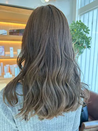 ロング YUIMARL SUZUKAのヘアスタイル