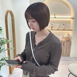 ショート 赤み消し/オリーブ カーキ/福田れんのヘアスタイル