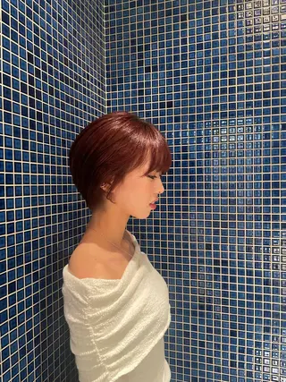 ショート カラー suzuki yuunaのヘアスタイル