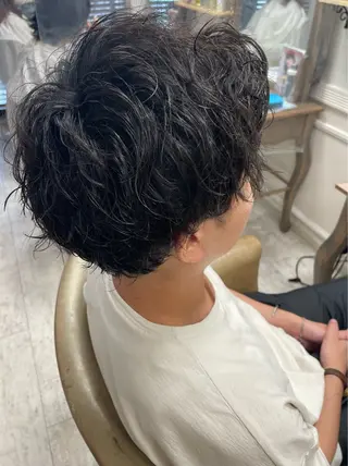 ミディアム パーマ メンズ 山下 亮介のヘアスタイル