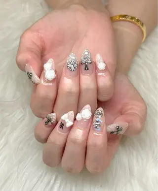 ネイル UnFLAIR 麻布十番店🧸NAOのネイルデザイン