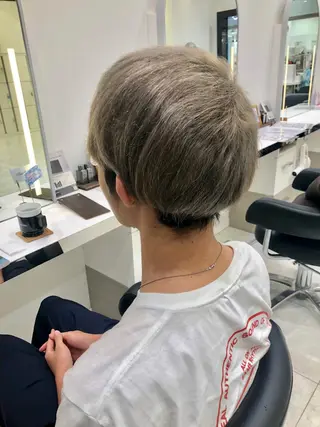 メンズ 岸 保奈美のヘアスタイル