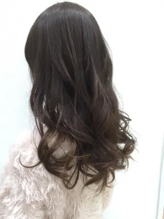 カラー ショート/白髪ぼかし 君和田若菜のヘアスタイル