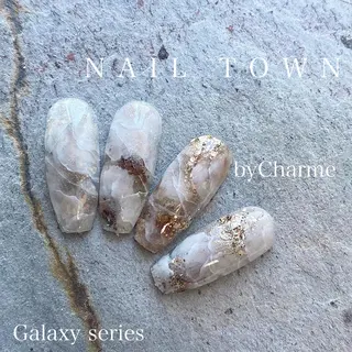 ネイル Ray. /綺麗目ニュアンスのネイルデザイン