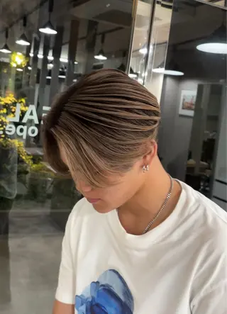 メンズ REDEAL ope.所属・KAIRI/大宮/ メンズバレイヤージュのヘアスタイル